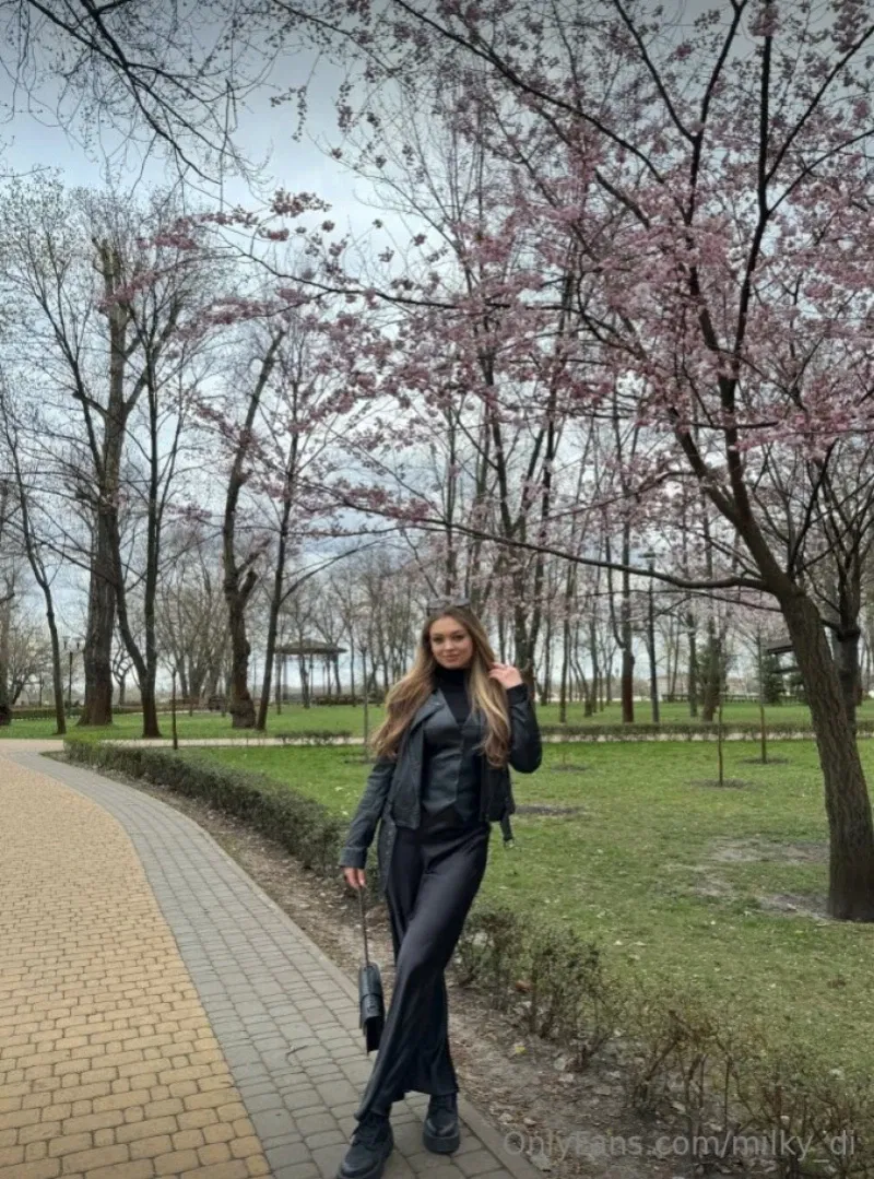 milky_di Leaked photo 23773177 - Leakedzone