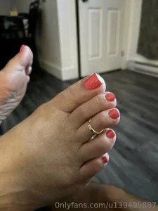 foot-mistress-miss-b