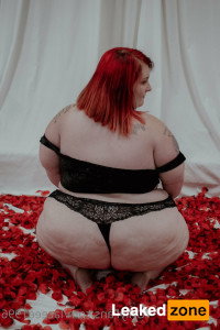 BbwQueen96_ ( laceee1996 ) OnlyFans Hot Photos & Videos
