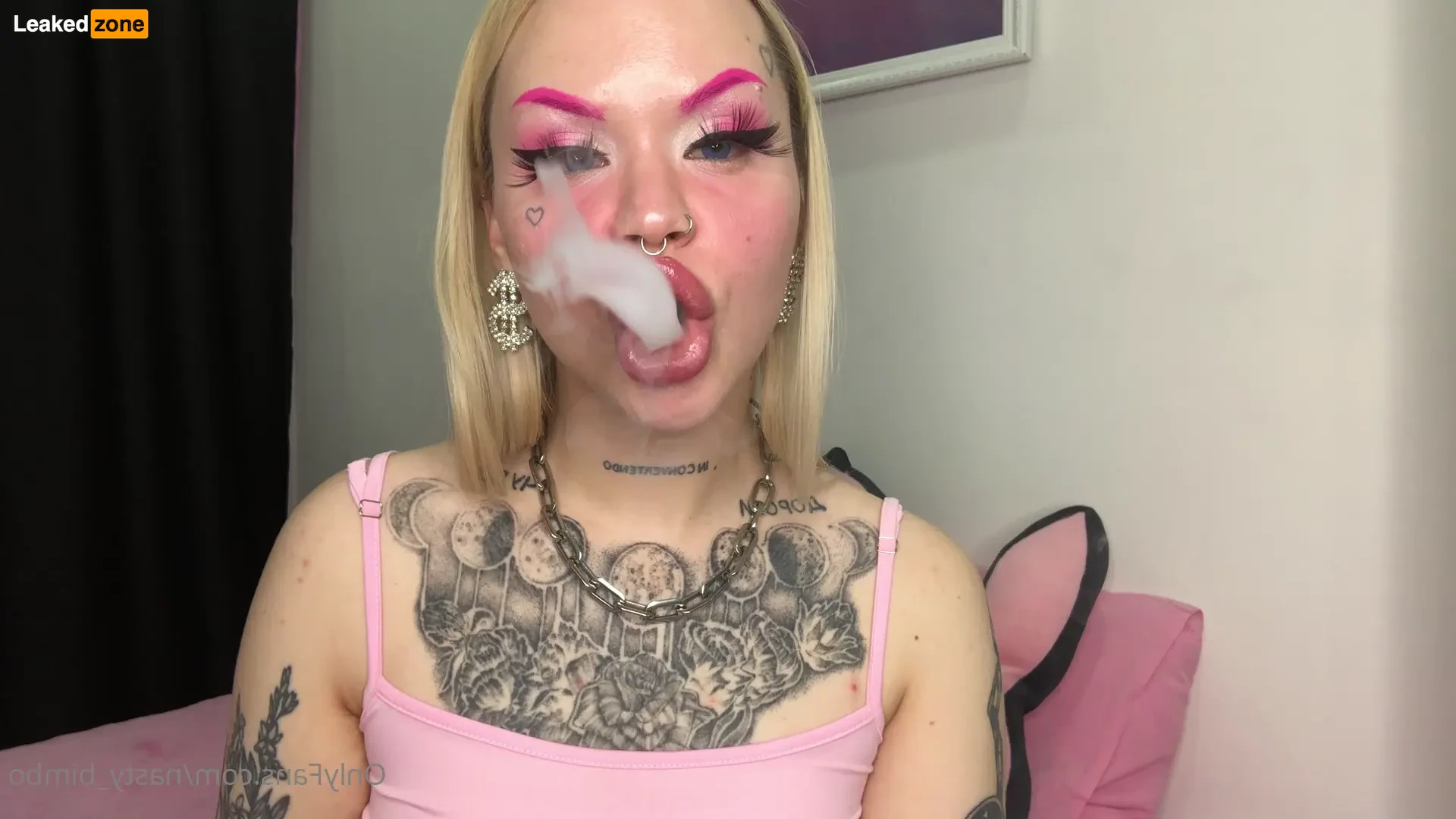 💋 👄 Nasty Bimbo 👄 Top 2.2%✨ ( nasty_bimbo ) OnlyFans leaked video  14900649 on Leakedzone