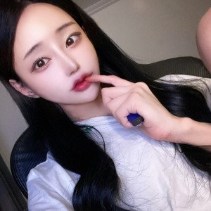leelee ( loveyou01004 ) OnlyFans Hot Photos & Videos