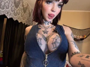 gothcowgirlll