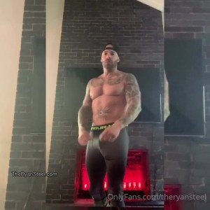 💋 Ryan Steel ( ryansteelfree ) model OnlyFans on Leakedzone