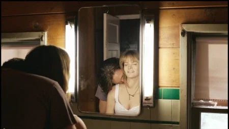 jennifer-jason-leigh