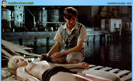 jennifer-jason-leigh