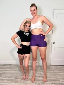 blondifeet