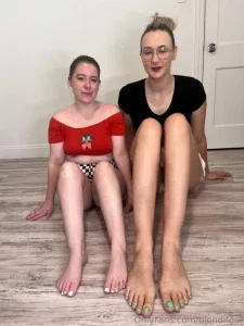 blondifeet