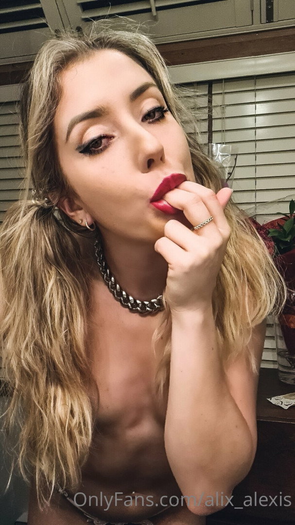 alix_alexis