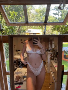 💋 Anniee Charlotte the girl with 2 vaginas ( annieecharlottefree ...