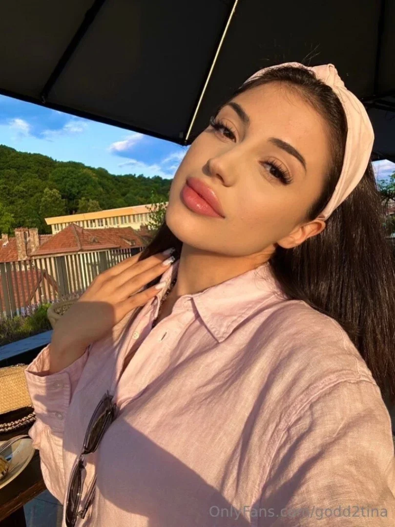 thegoddesstina_feet
