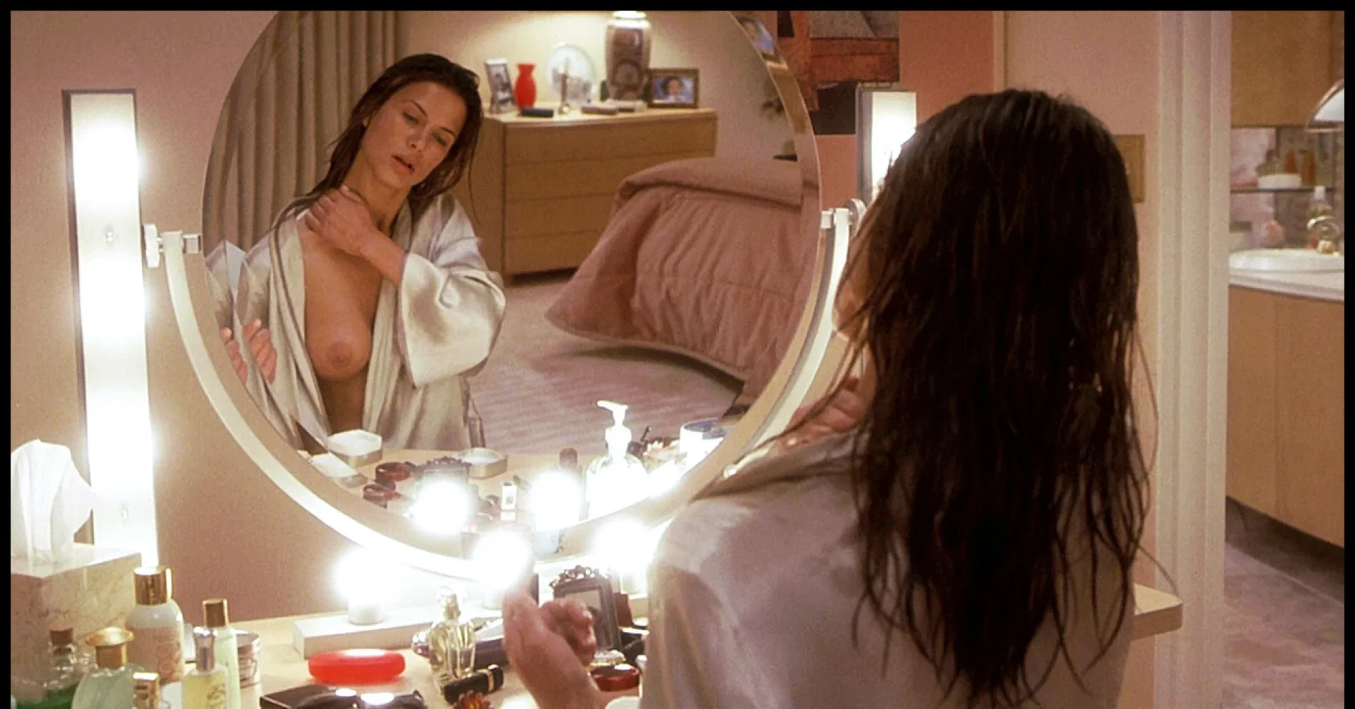 rhona-mitra