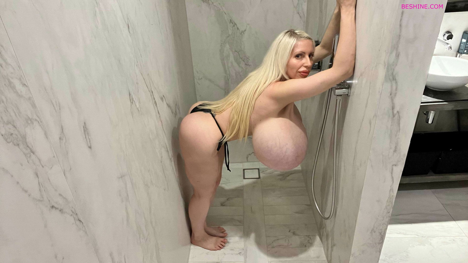 beshine.com 💋 Beshine ( beshinedotcom ) OnlyFans leaked photo 7916060 on Leakedzone