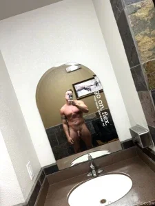 alecbw