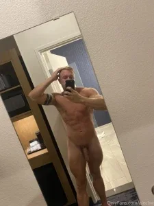 alecbw