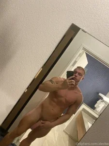 alecbw