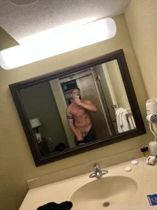 alecbw