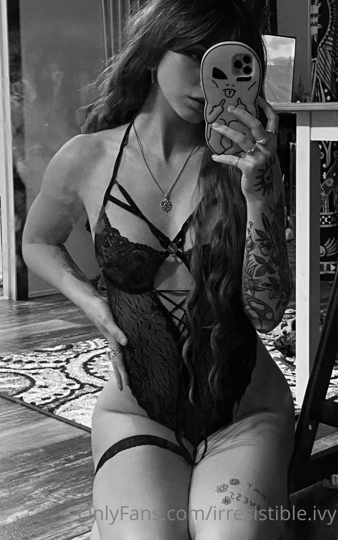 irresistible.ivy