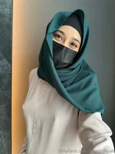 yourgfaliyah
