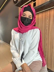 yourgfaliyah