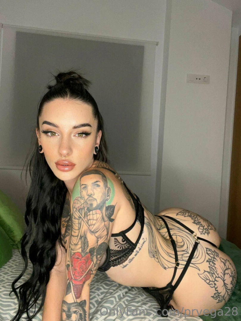 💋 VEGA🔥CUTE BIG ASS🍑 ( prvega28 ) OnlyFans leaked photo ...