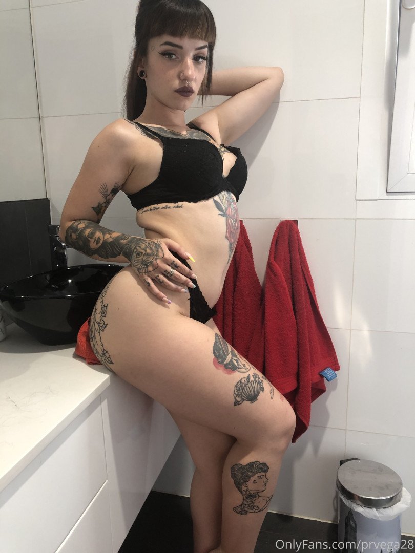 💋 VEGA🔥CUTE BIG ASS🍑 ( prvega28 ) OnlyFans leaked photo 2085036 ...