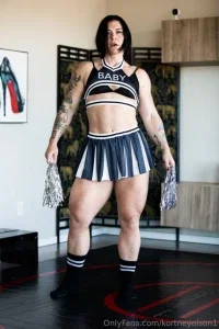 kortneyolson1