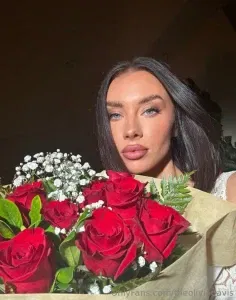 Olivia Davis ( theoliviadavis ) OnlyFans Hot Photos & Videos