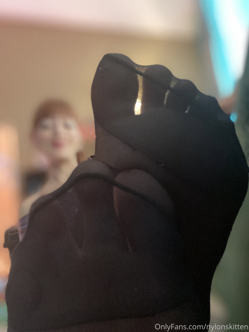 nylonskitten