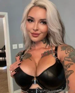 xvioletjanex