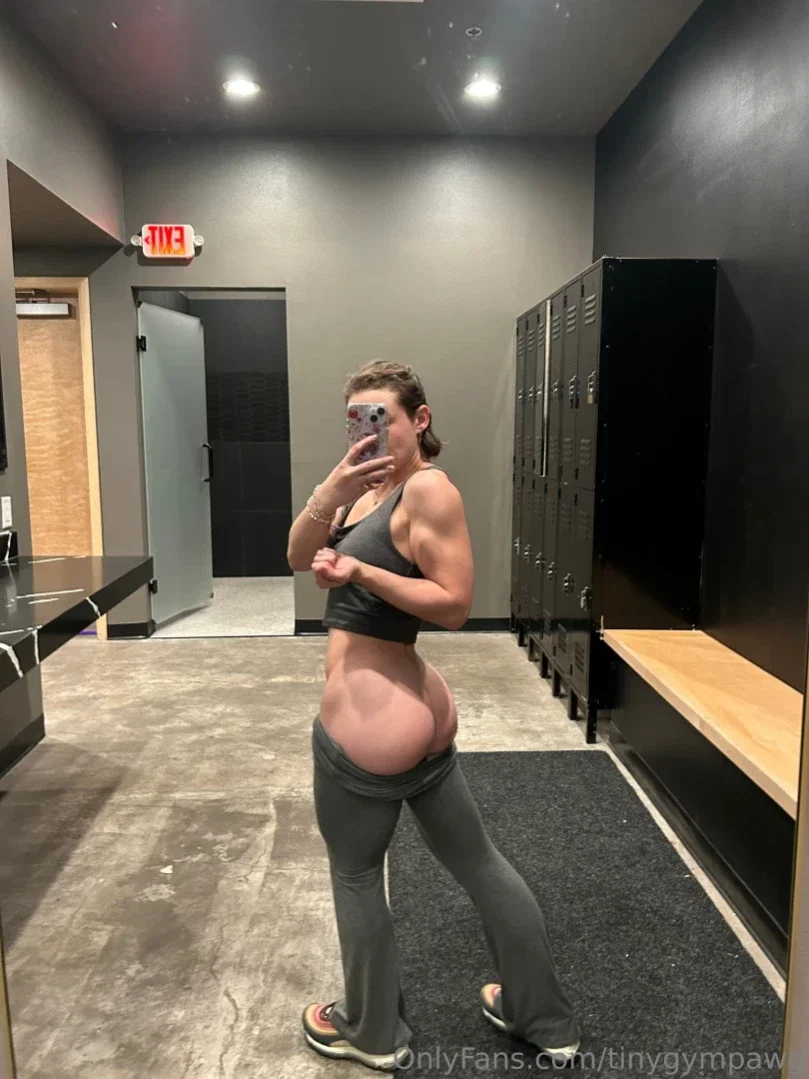 tinygympawg