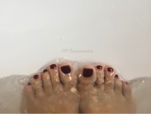 luxuriouslexi
