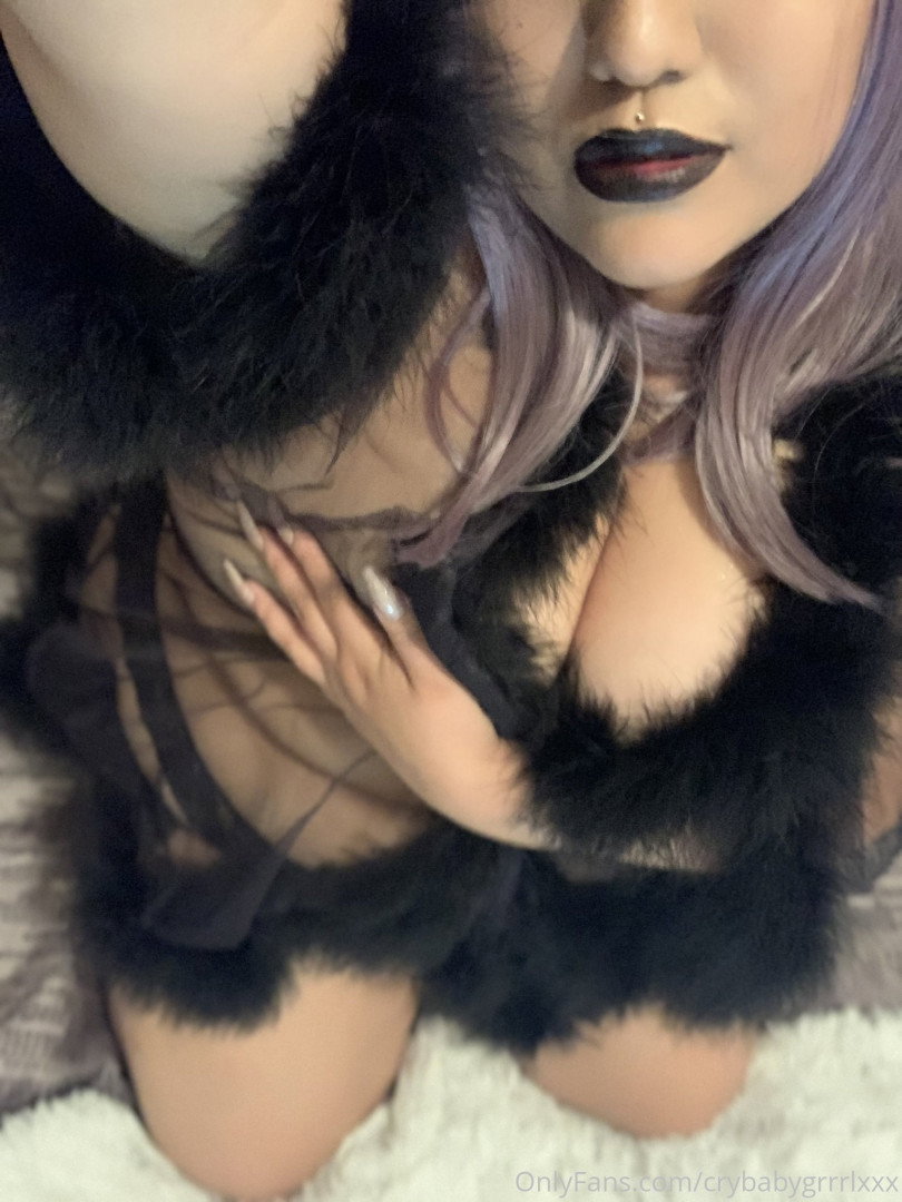 crybabygrrrlxxx