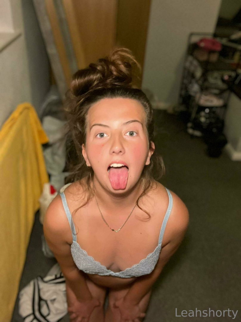 leahshorty reveals a candid moment of undressed beauty