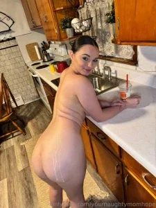 yournaughtymomhope