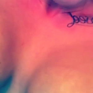 💋 Kerry Louise BBC & VIRGIN Queen ( kerrylouise_xxx ) OnlyFans ...