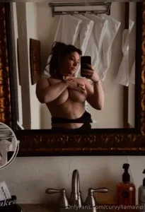curvyllamavip