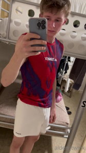 💋 Aiden_official (18+) ( aiden_twink ) OnlyFans leaked video ...