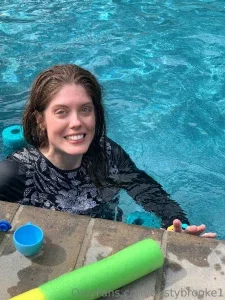 bustybrooke1