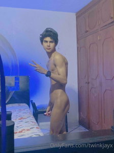 Baby Lion👶🏻💦🦁 ( bxbylion ) OnlyFans Hot Photos & Videos