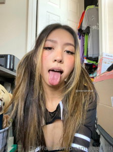 dreamyasiangirl