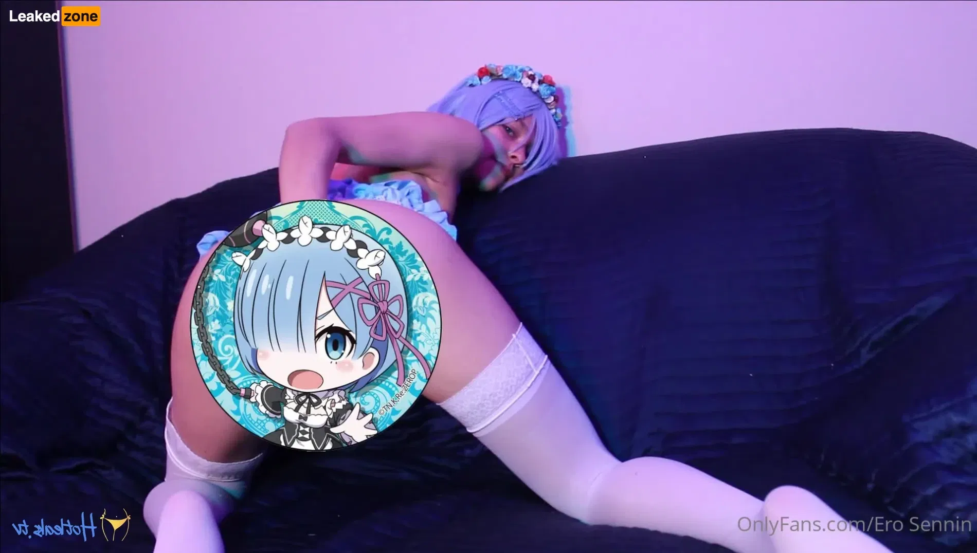 Rin Cosplay's hottest poses