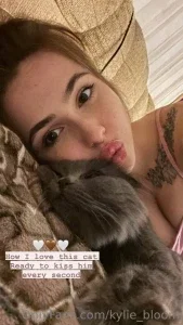 kylie_bloom