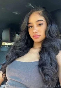 onlylalatheislandgal