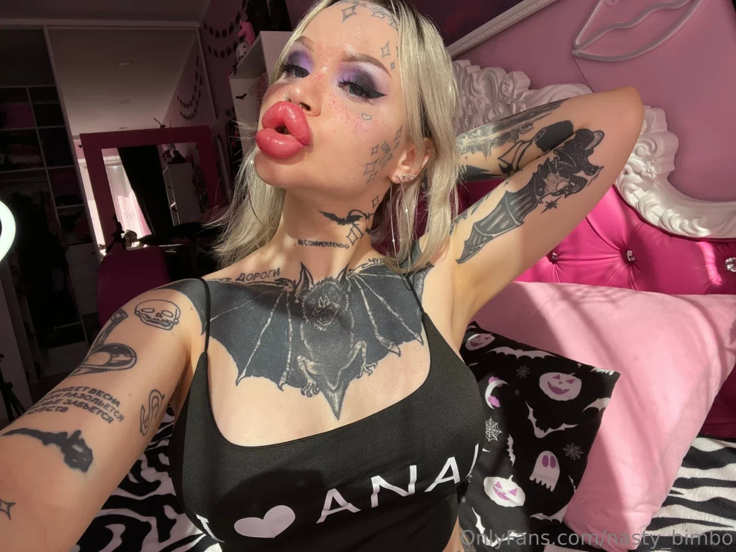 naughty bimbo posing provocatively