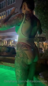 💋 whitedovecries 💋 ( whitedovecries ) OnlyFans leaked video ...