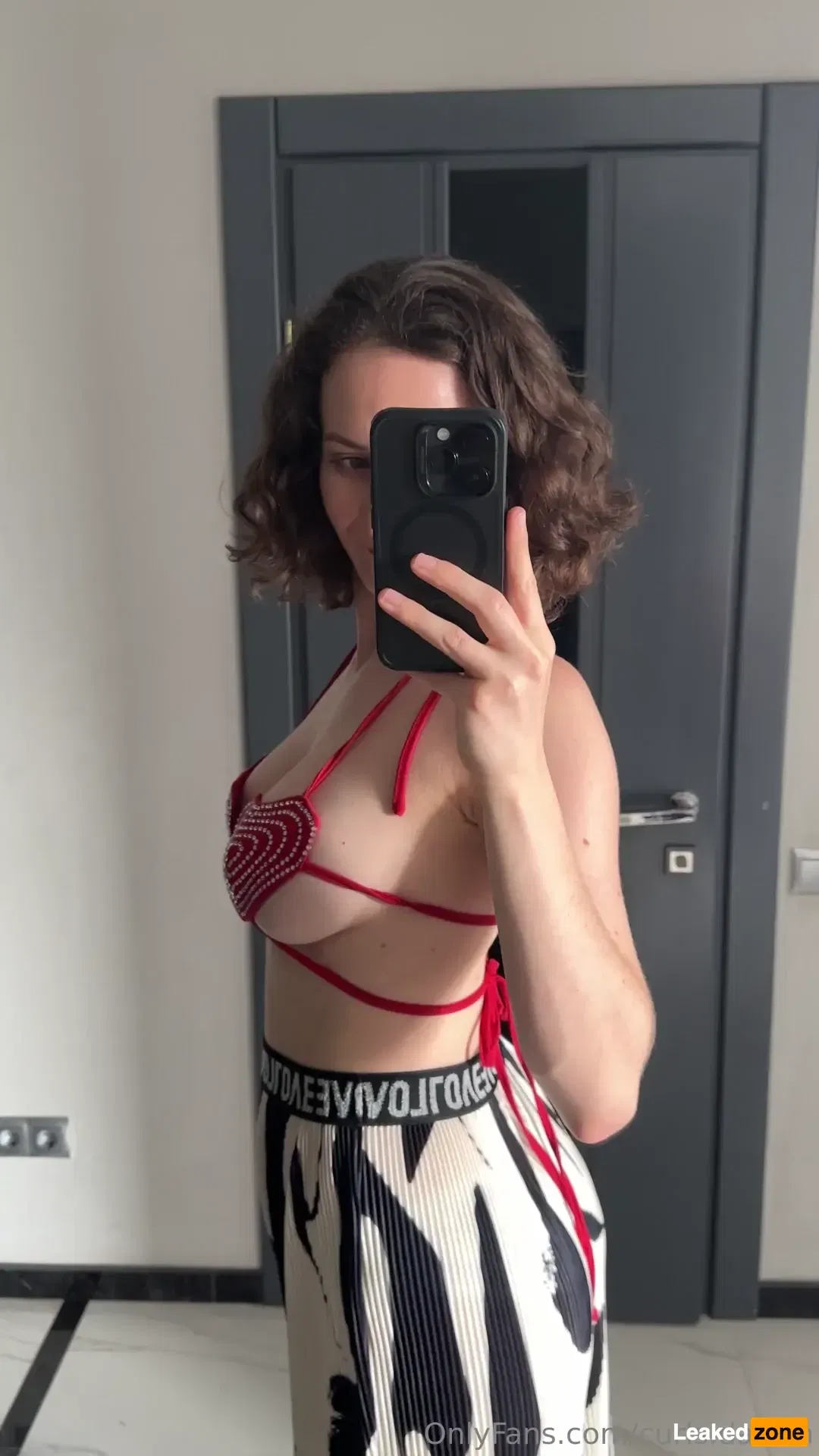 curls-dasein Leaked video 14878542 - Leakedzone