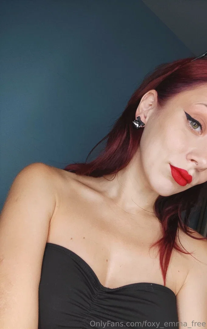 foxy_emma_free