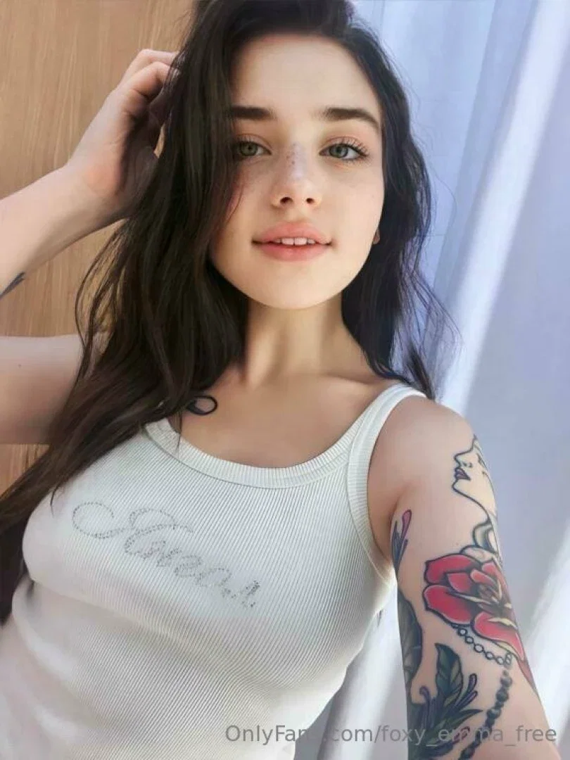 foxy_emma_free
