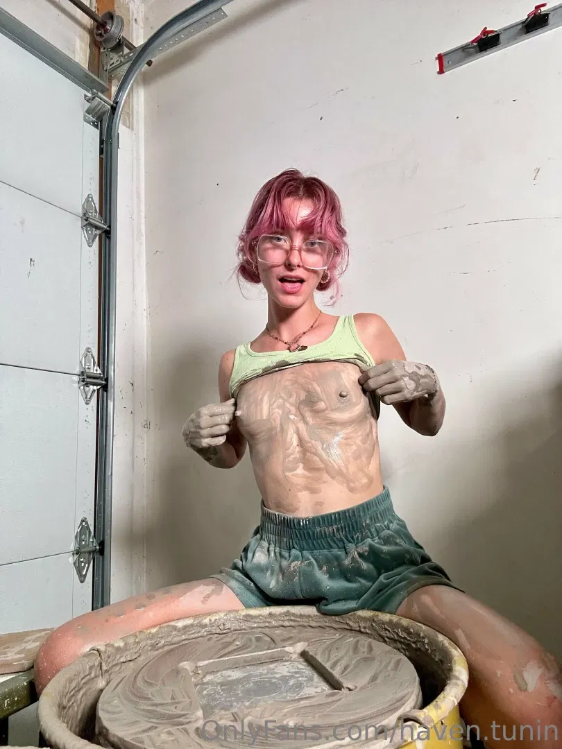 💋 Potteryprincess ( haven.tunin ) OnlyFans leaked photo 16878451 on  Leakedzone