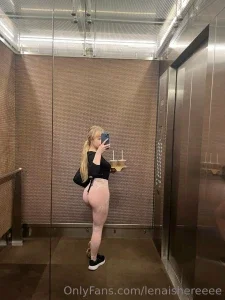 lenaishereeee